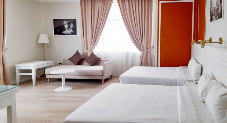 Raia Inn Reopening