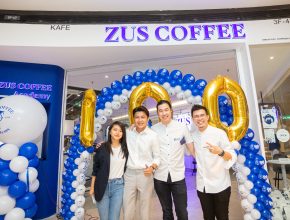 ZUS Coffee 100th outlet